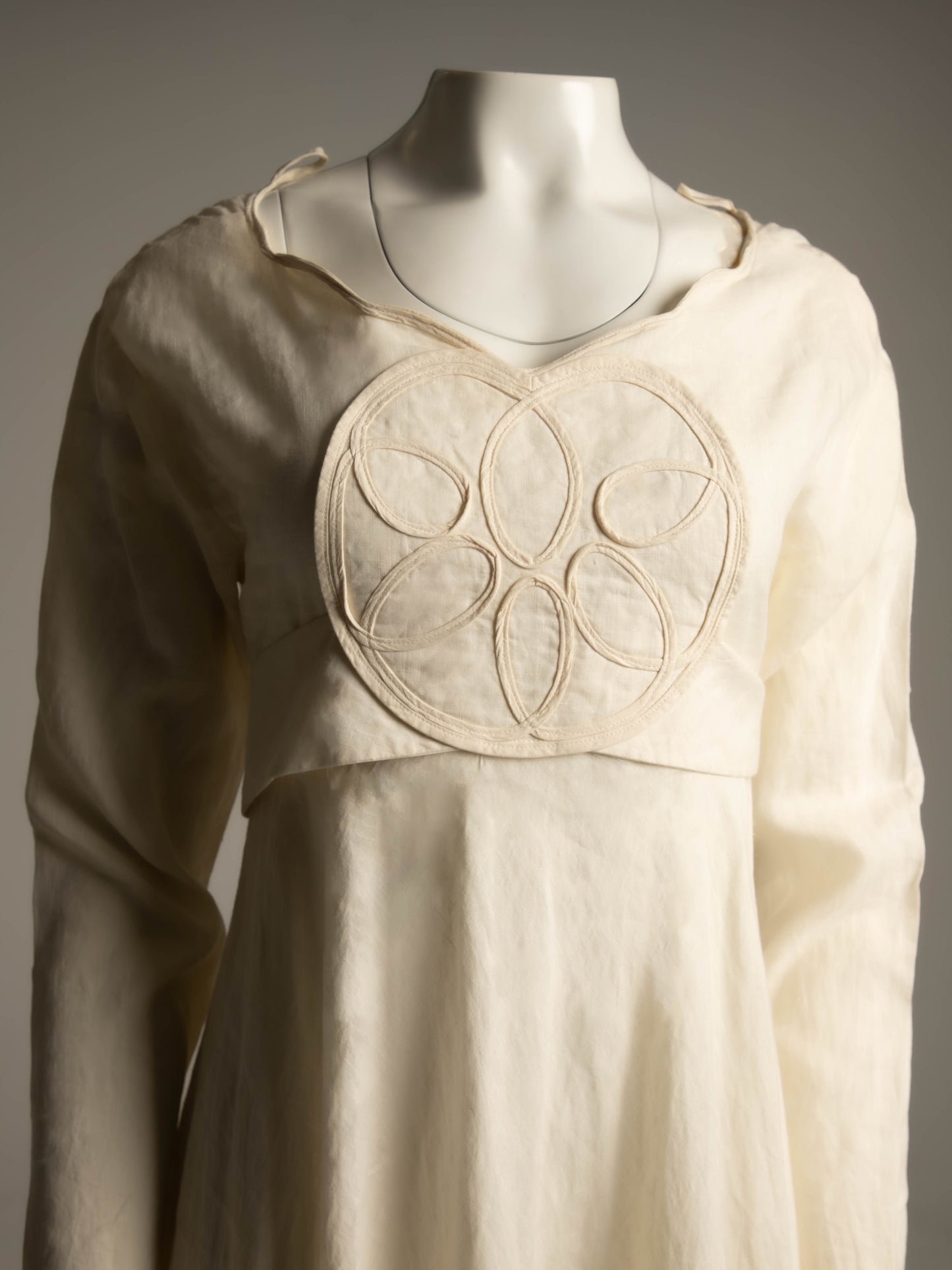 Kaat Tilley Cream Linen Dress with Leaf Detail.