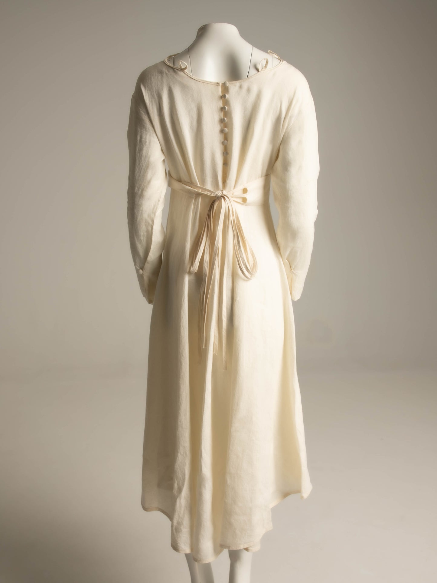 Kaat Tilley Cream Linen Dress with Leaf Detail.