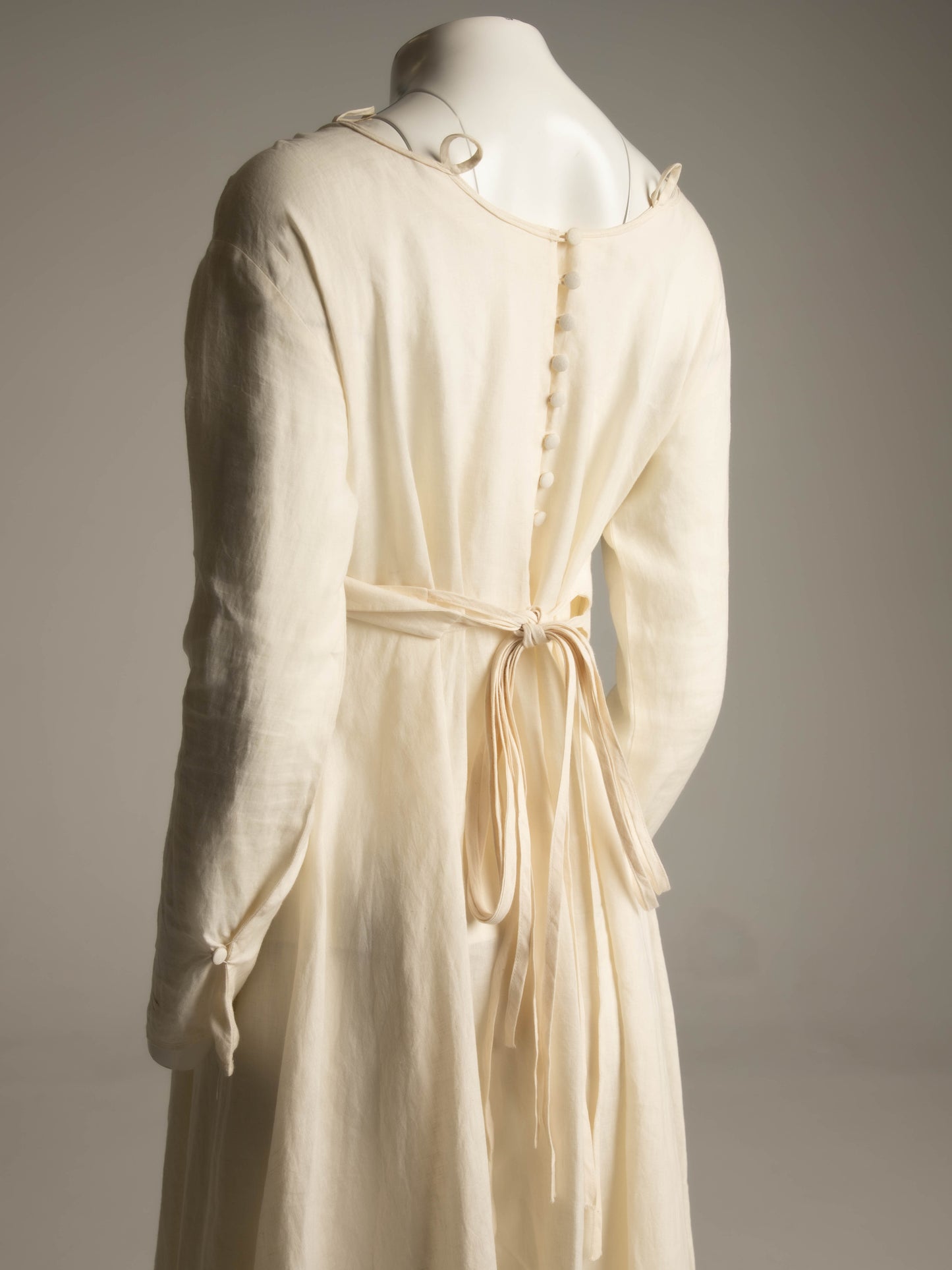 Kaat Tilley Cream Linen Dress with Leaf Detail.