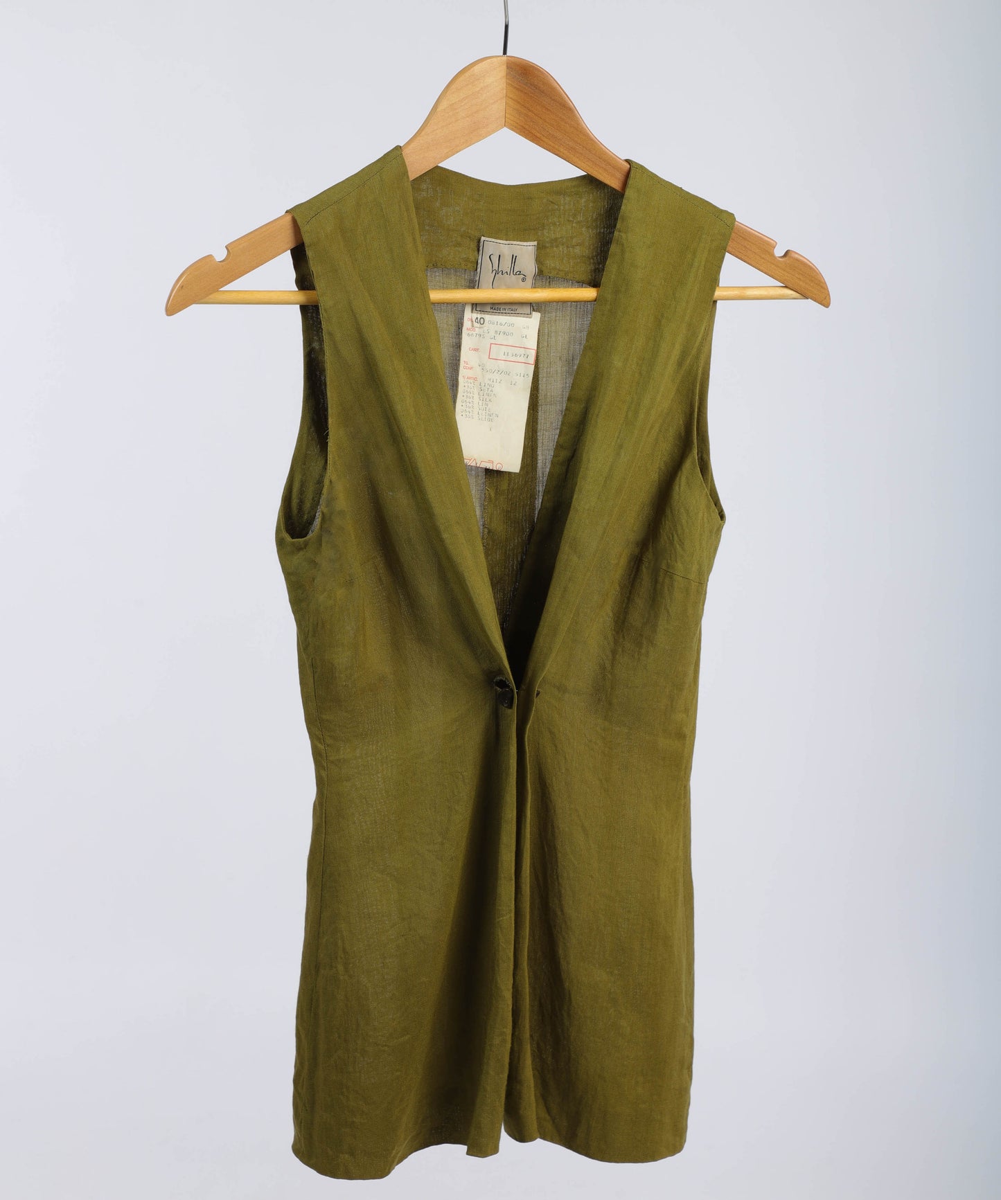 Sybilla Por Gibo Silk Linen Top With Metal Ear Closure