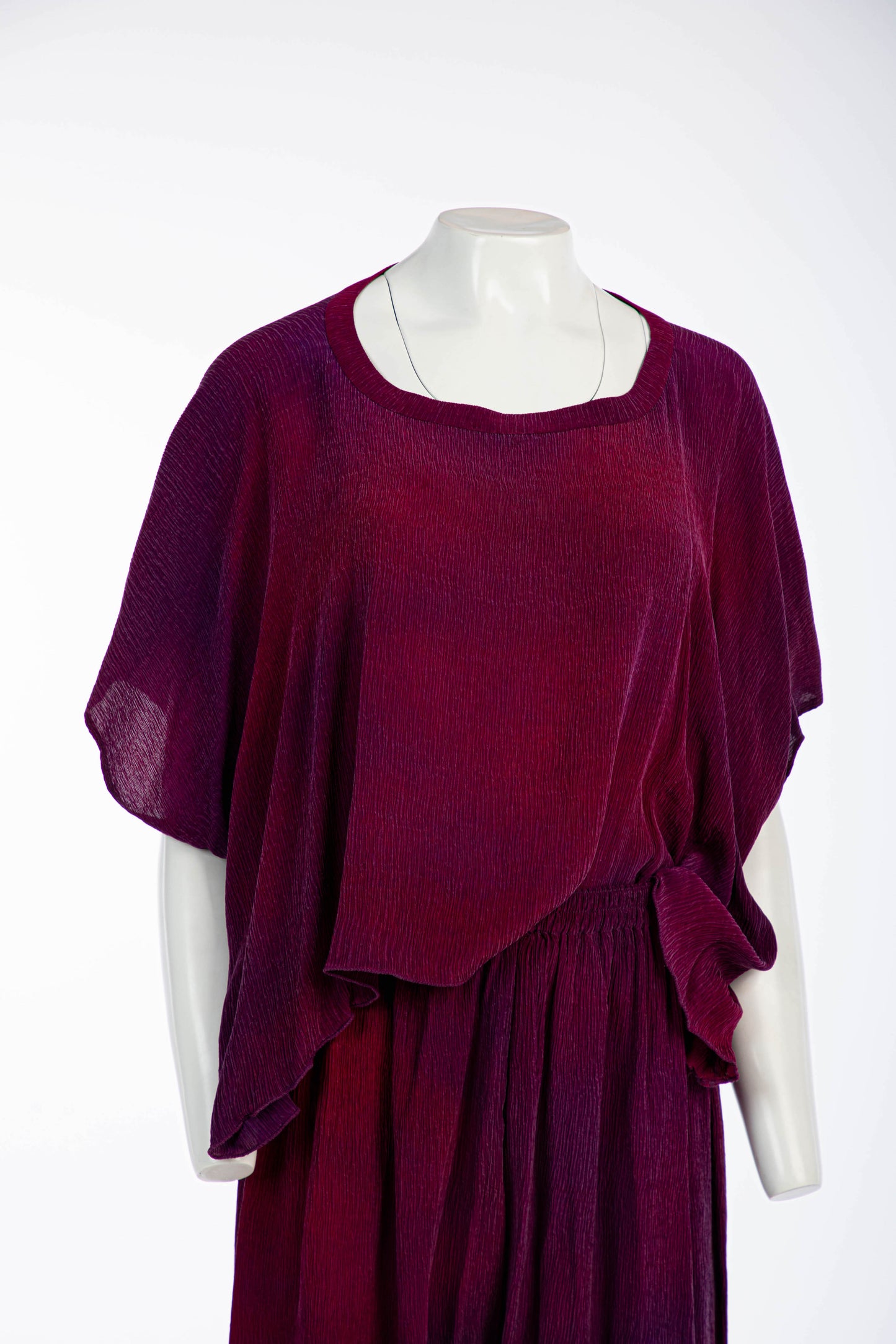 Charles and Patricia Lester Plissé Hand Dyed Lounge Set