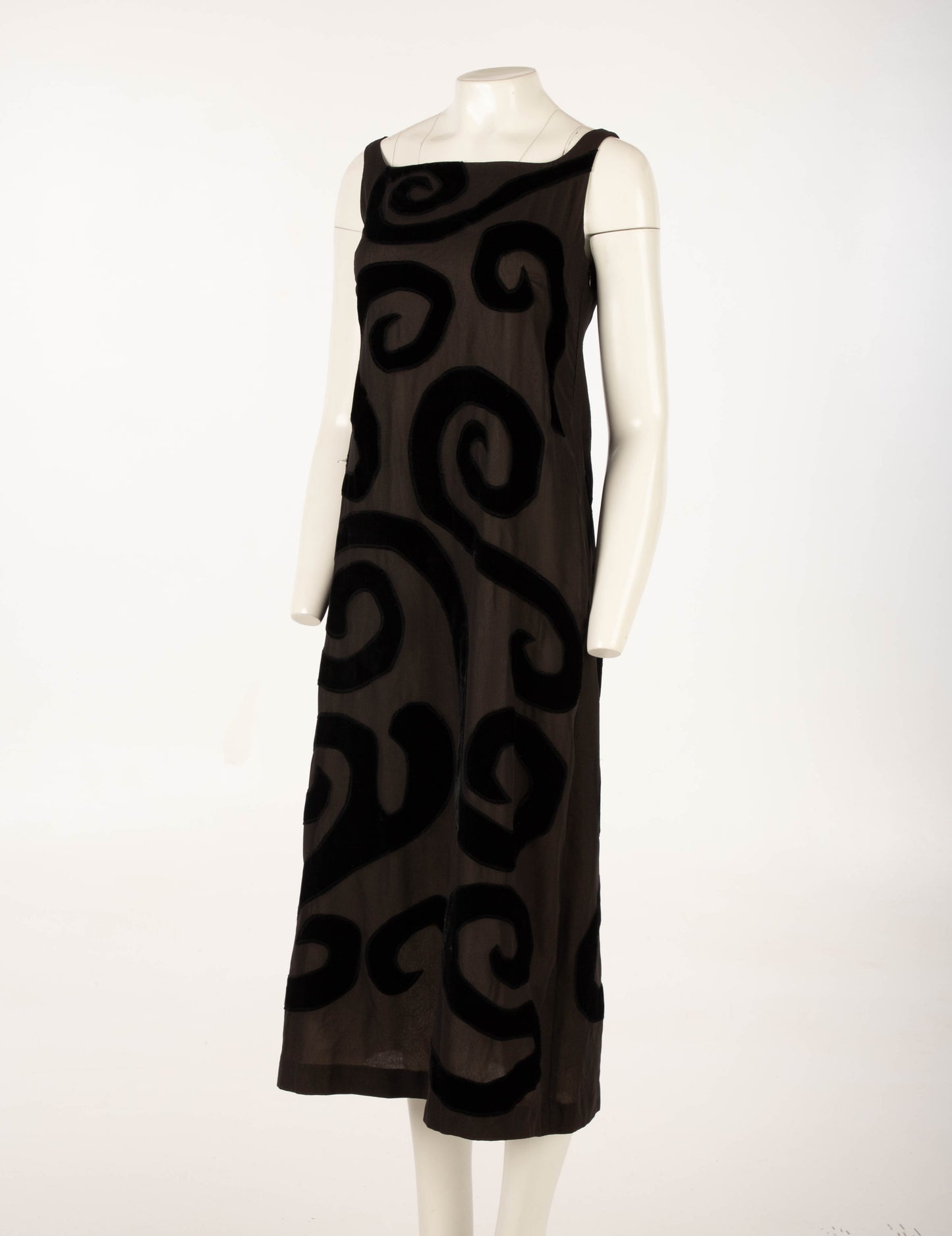 Sybilla Velvet Applique Spiral Dress