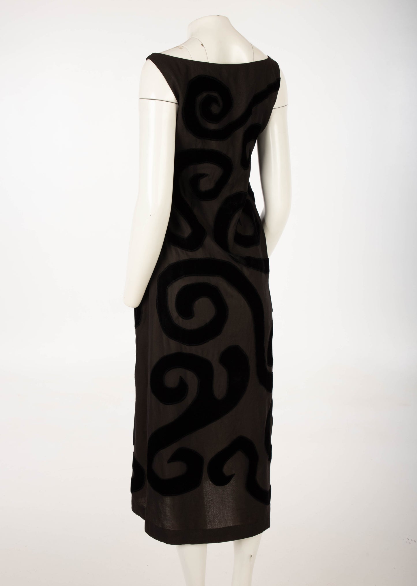 Sybilla Velvet Applique Spiral Dress