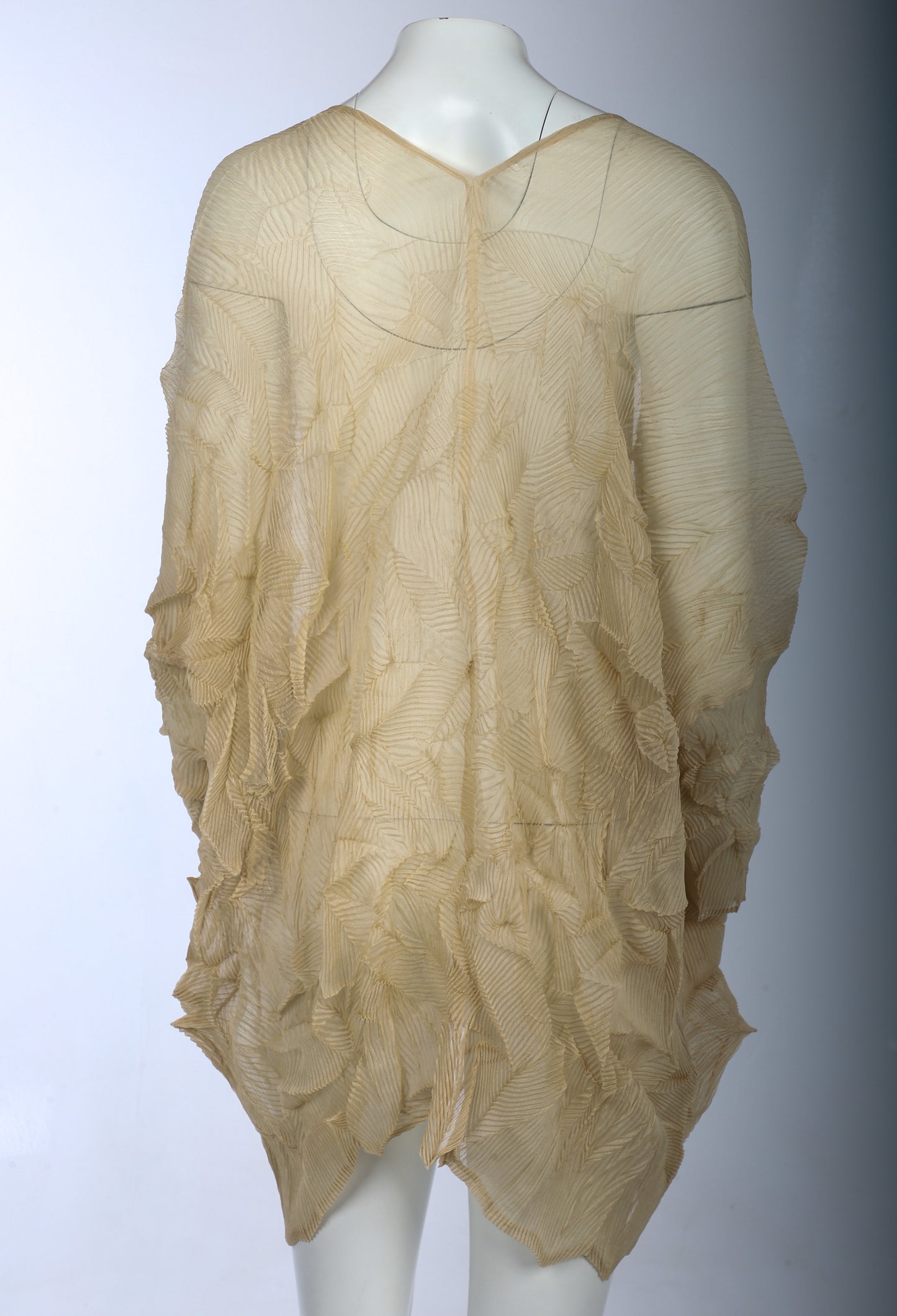 SPECCHIO Cream Cobweb Crinkle Pleated Cardigan