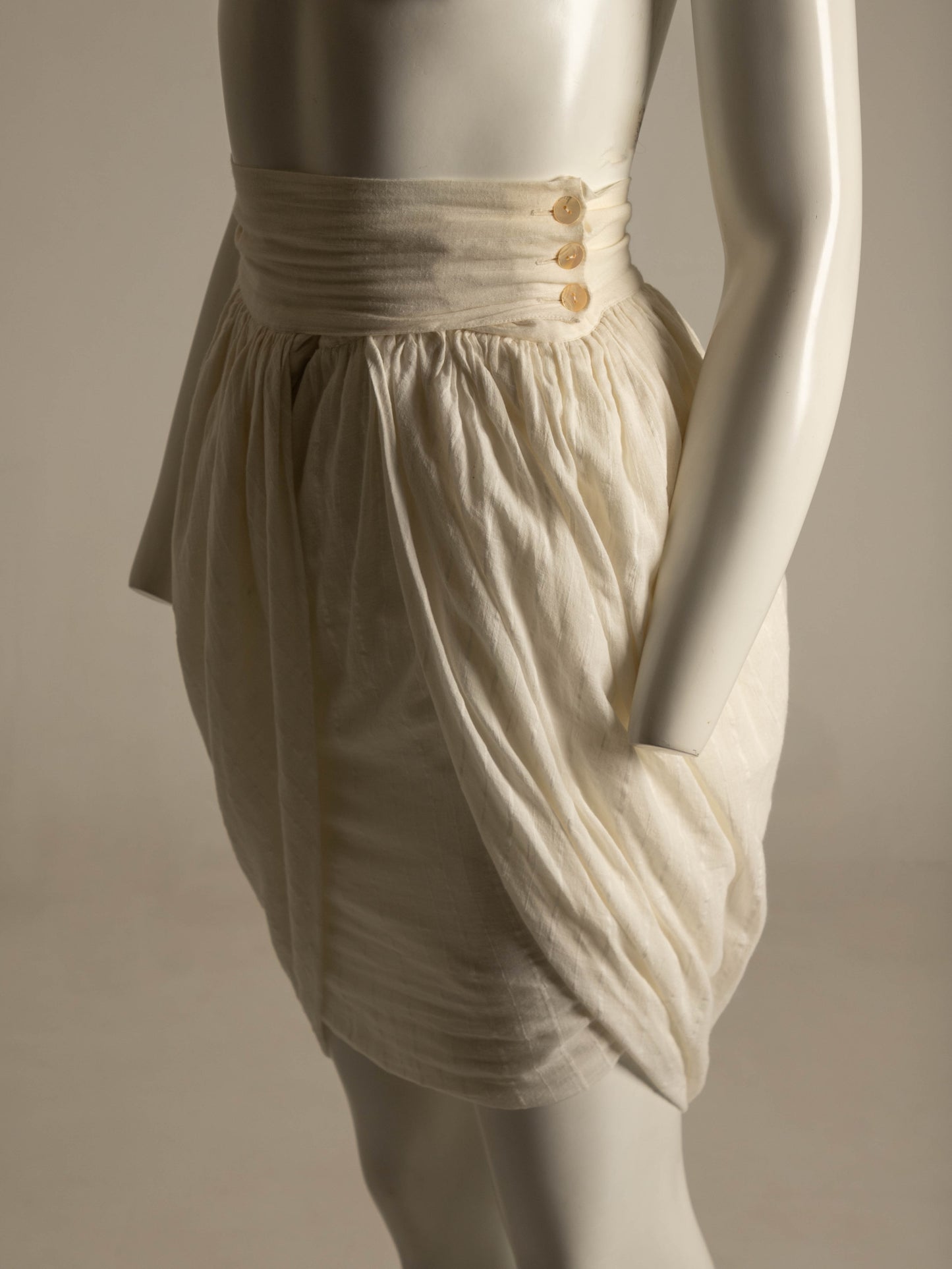 Romeo Gigli Creamy White Linen Layered Cocoon Skirt