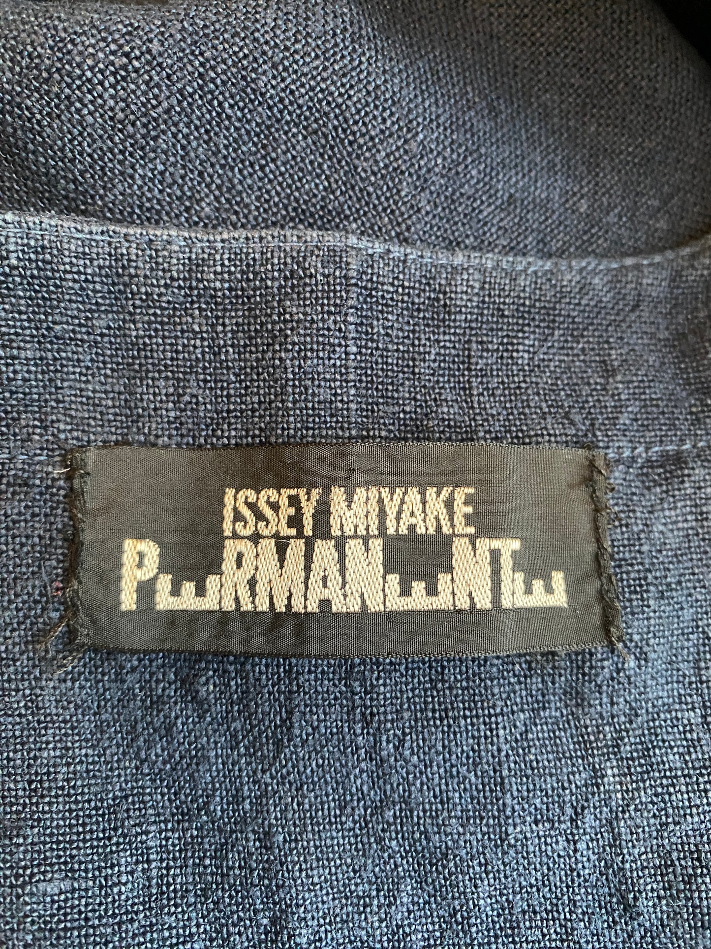 Issey Miyake Permanente 1980s Navy Linen Asymmetric Jacket