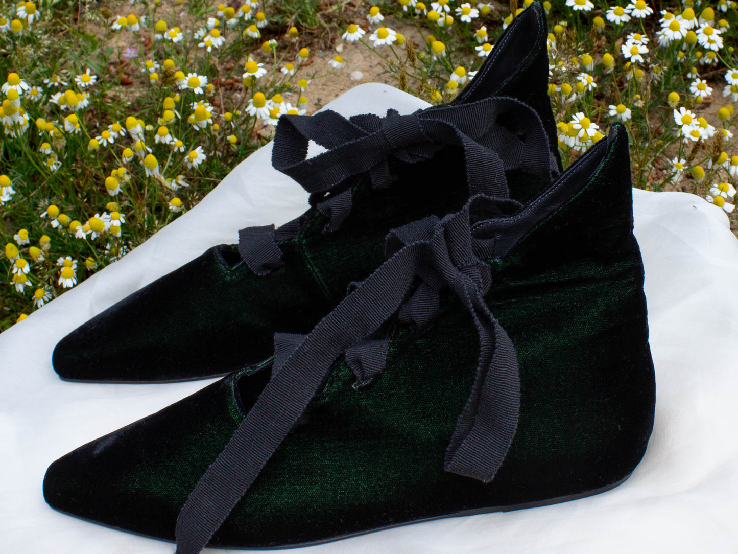 Romeo Gigli Casadei A/W 1990 Black Green Velvet Shoes