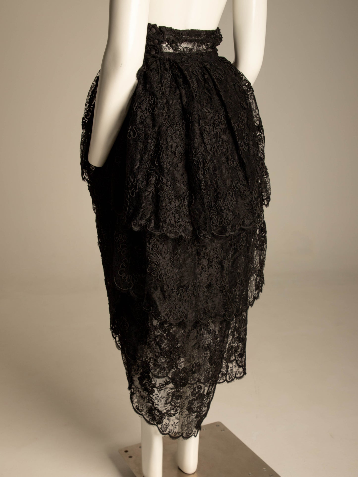 Callaghan Romeo Gigli Era Lace Cocoon Skirt