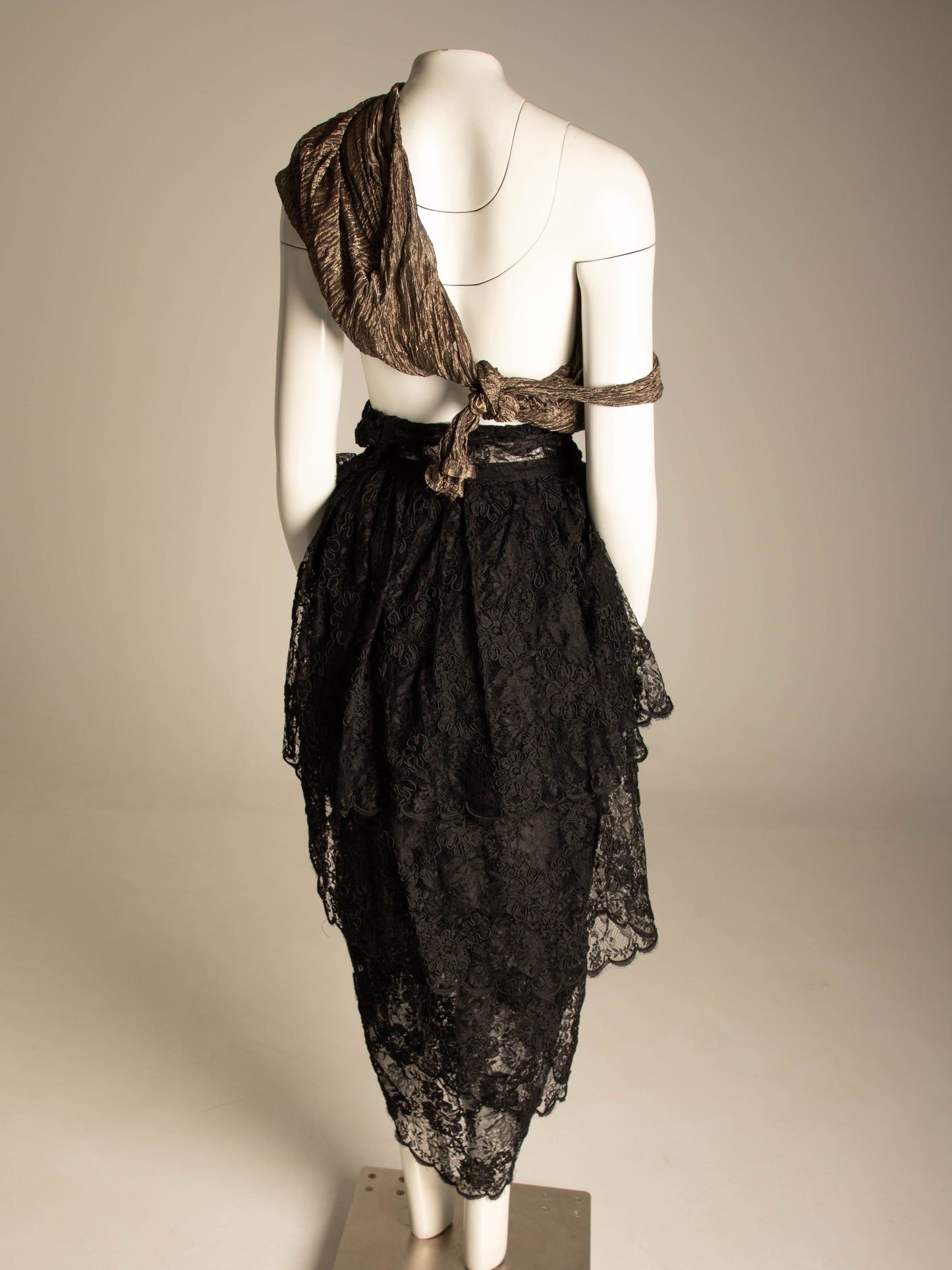 Callaghan Romeo Gigli Era Lace Cocoon Skirt
