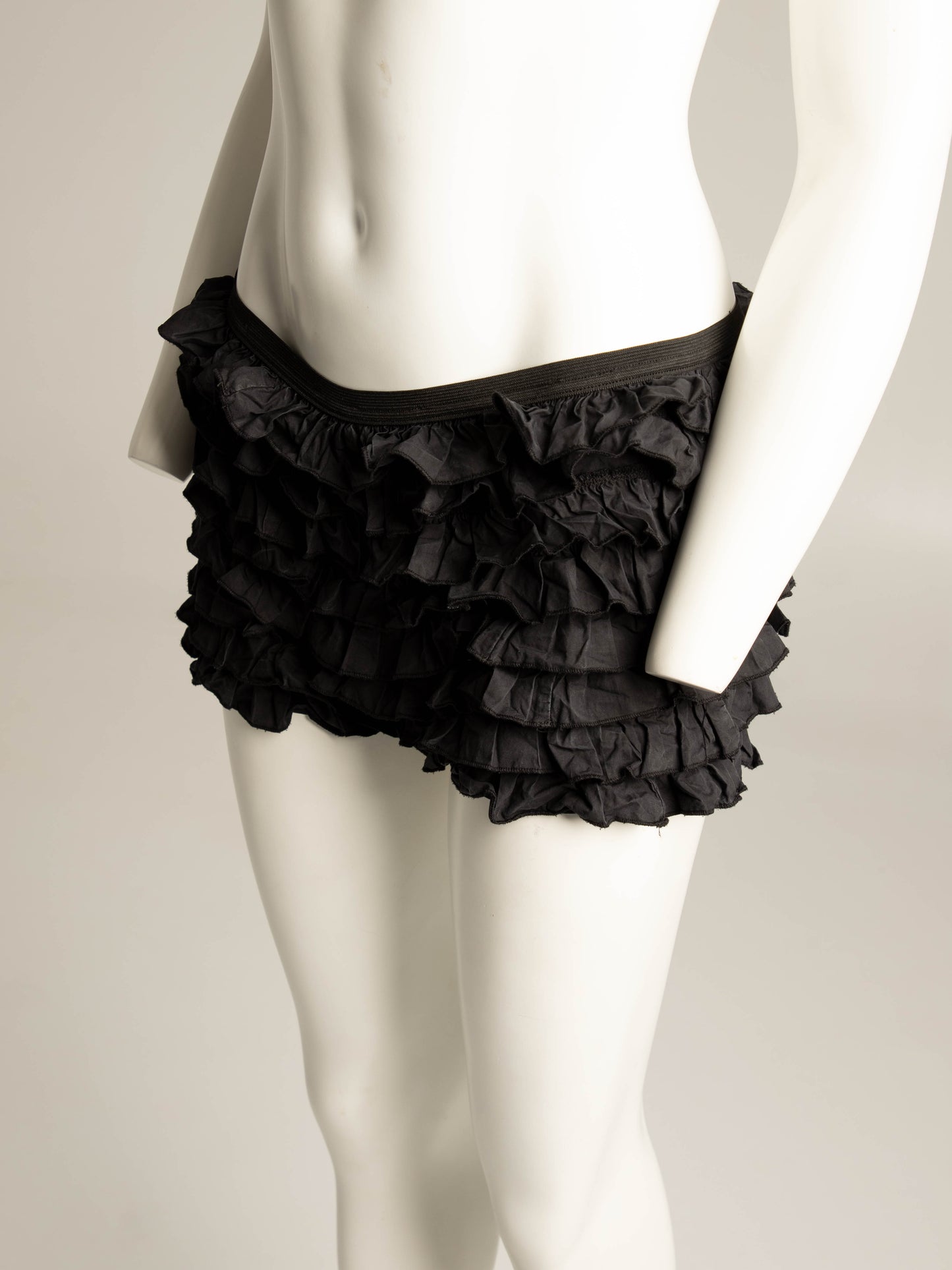 Alexander London Hi Tek Designs Ruffle Cancan Shorts