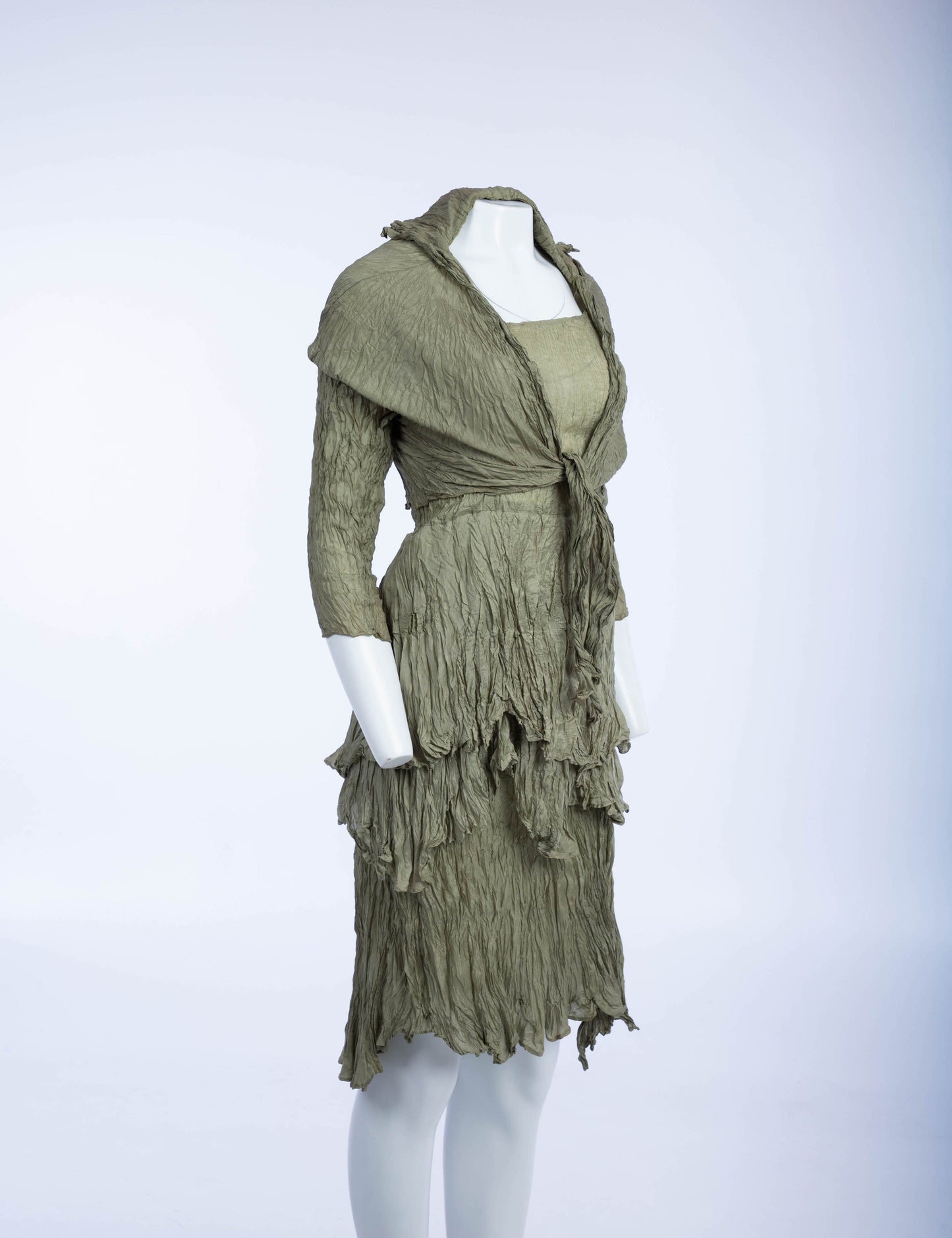 Holly Lueders Sage Green Crinkle Silk Layered 'Caryatid' Set