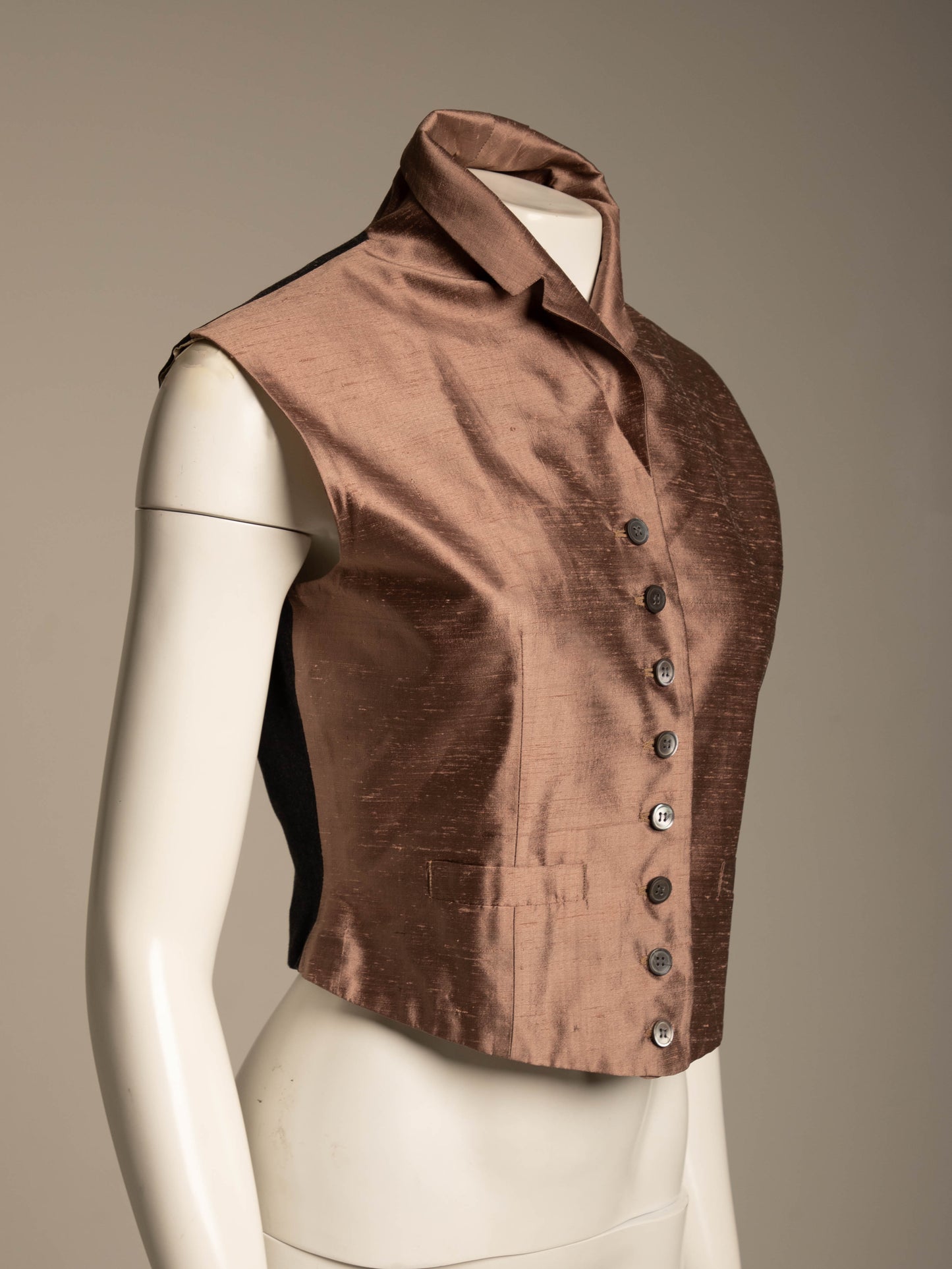 Callaghan Romeo Gigli Era Dusky Pink Silk Shantung Vest Circa 80s