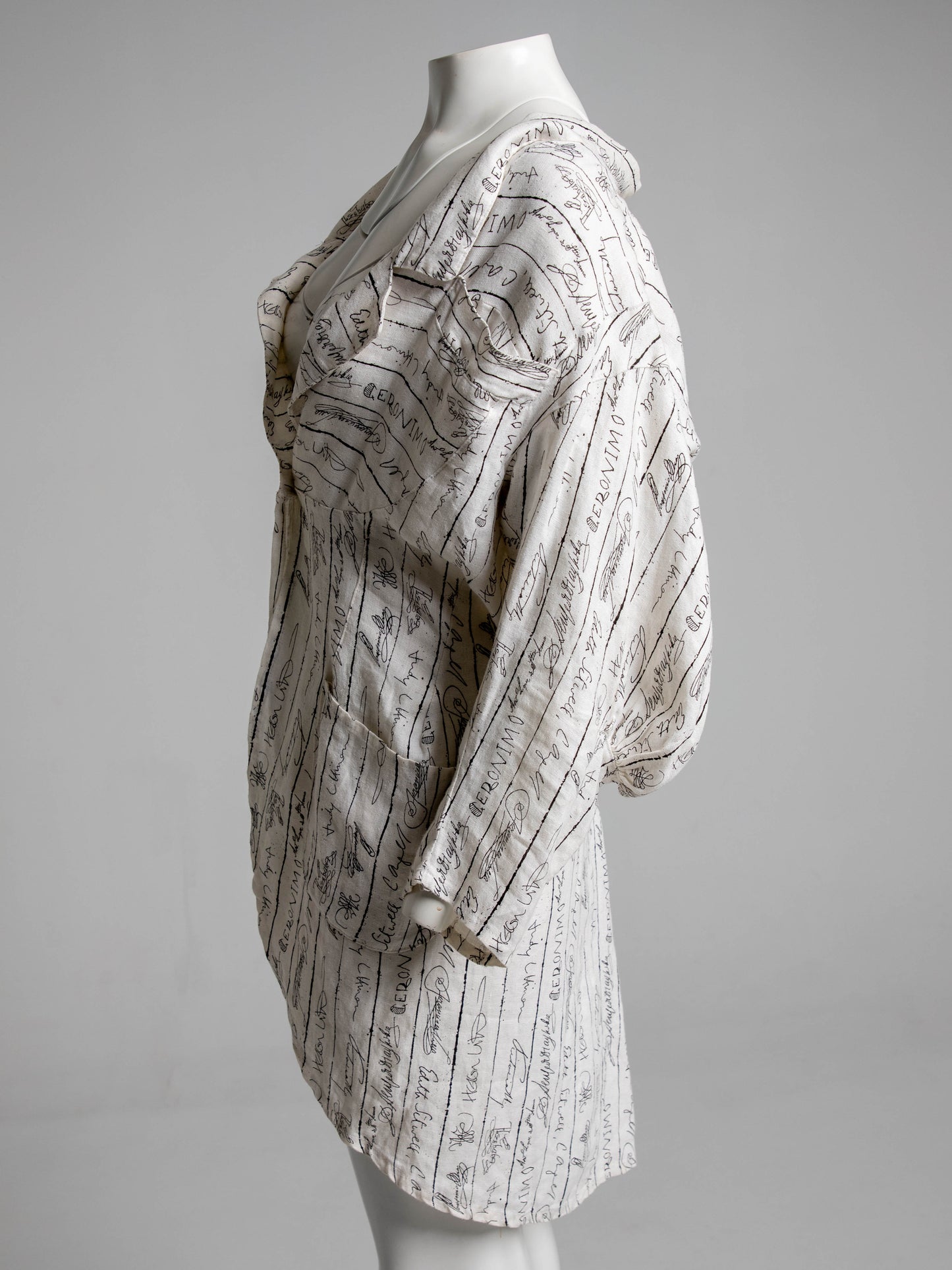 English Eccentrics 1986 'Signature' Print White Linen Jacket