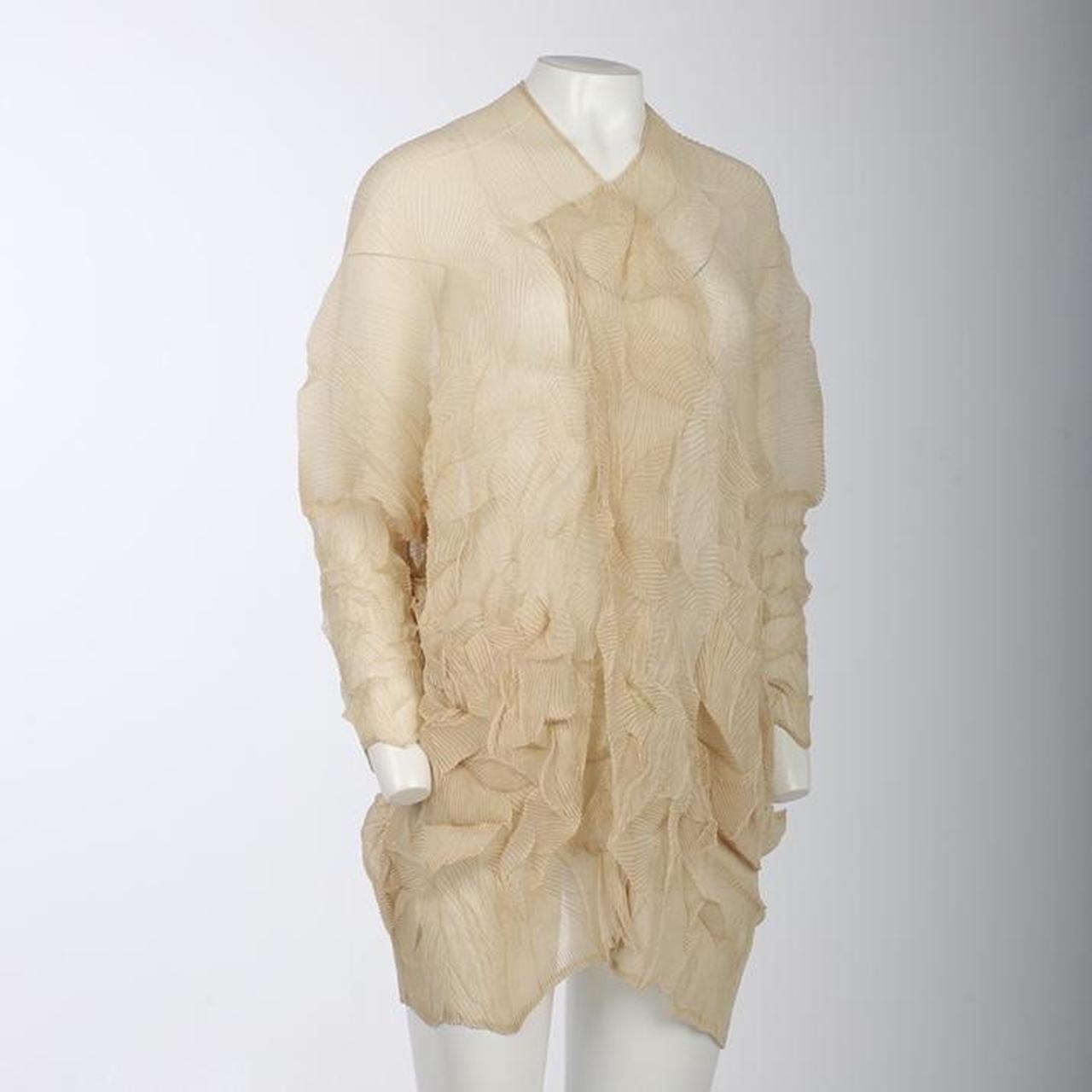 SPECCHIO Cream Cobweb Crinkle Pleated Cardigan