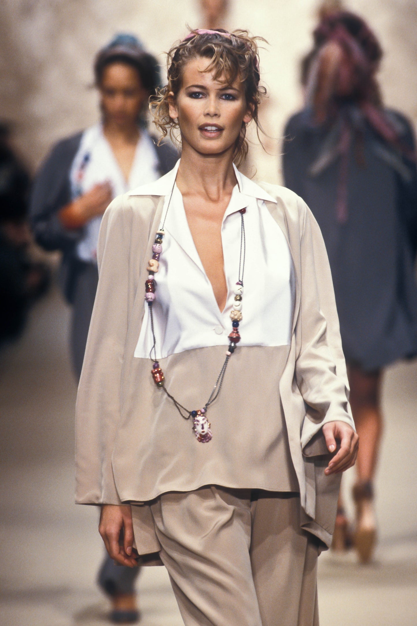 Chloé, Karl Lagerfeld Era S/S 1994 Cream Silk Duster Jacket