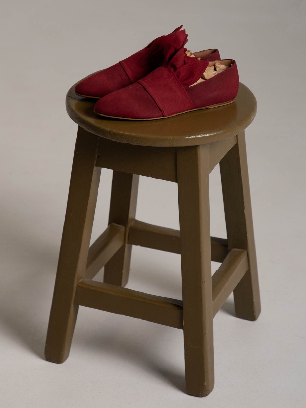Romeo Gigli 1990 Red Petal Canvas Flats