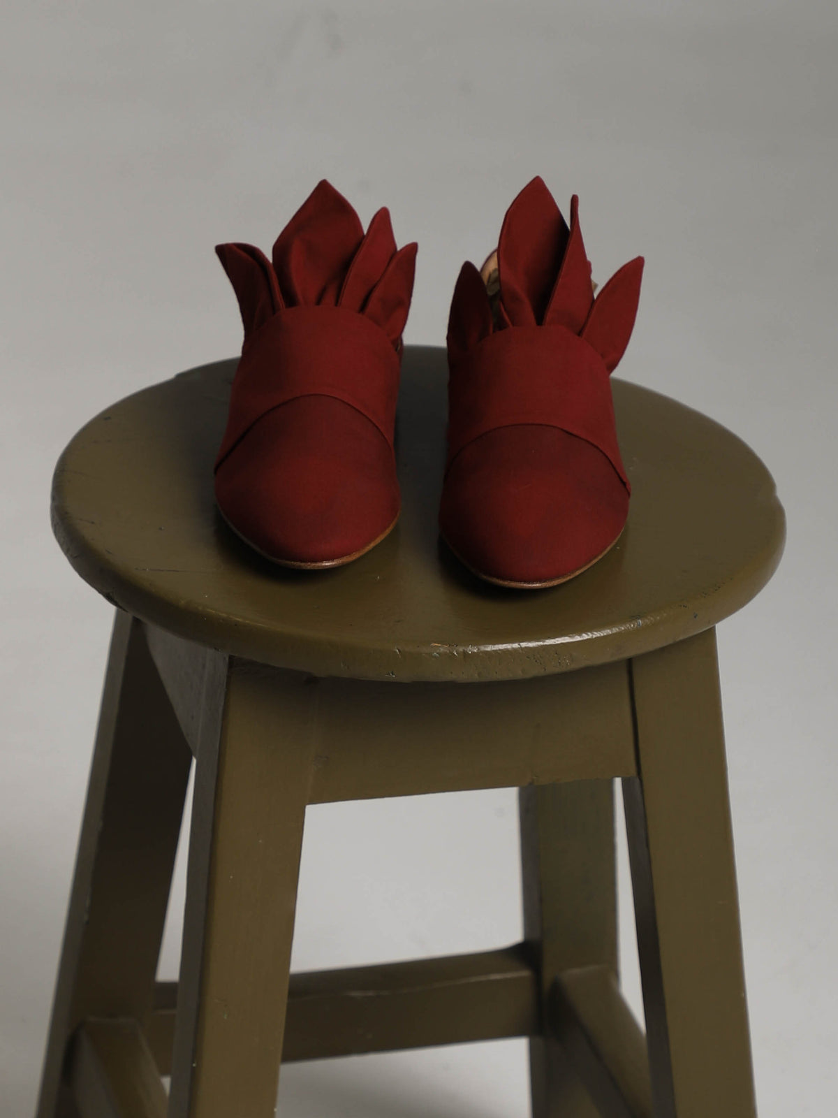 Romeo Gigli 1990 Red Petal Canvas Flats