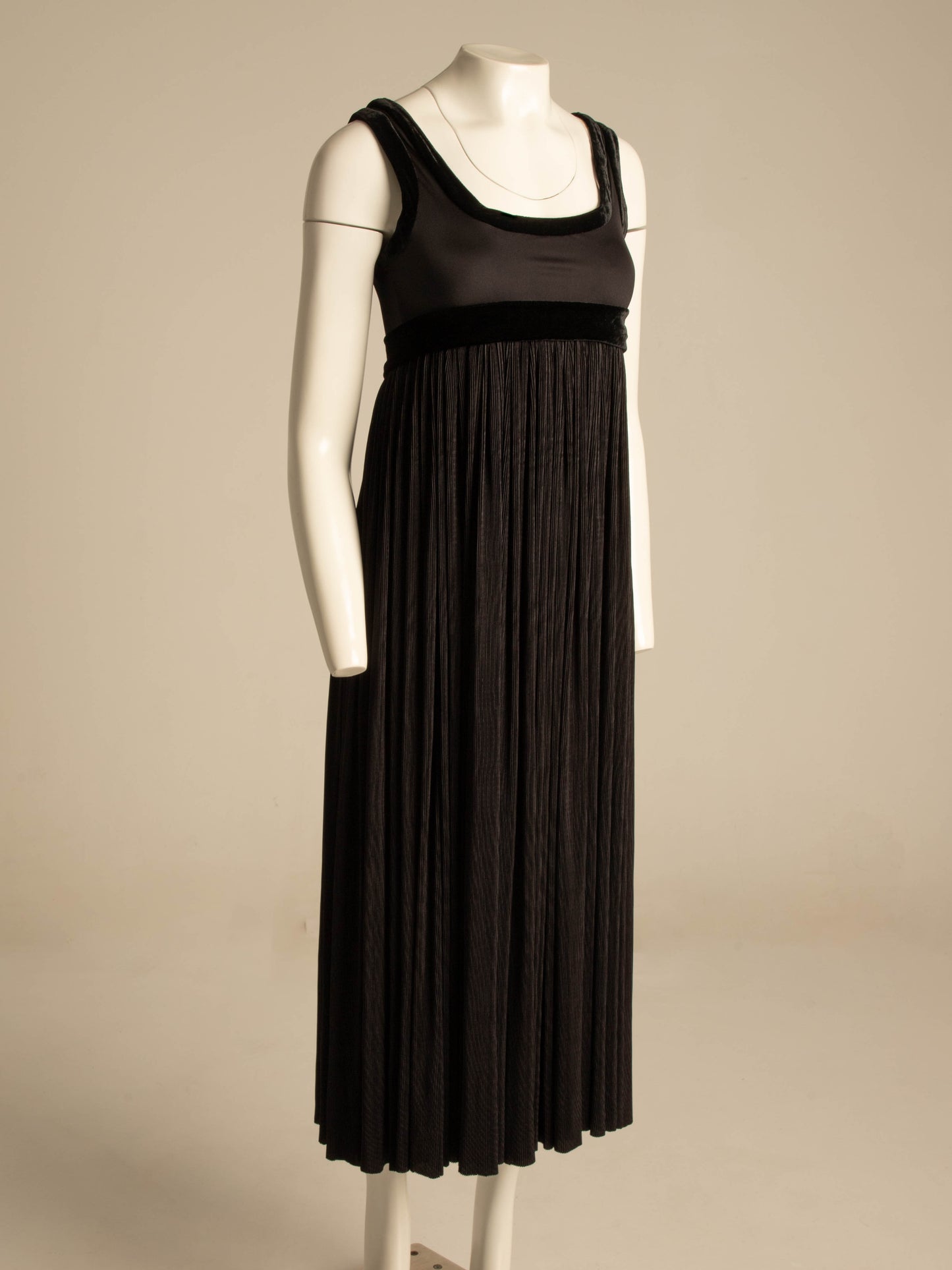 Romeo Gigli 1993 Empire-line Pleated Dress