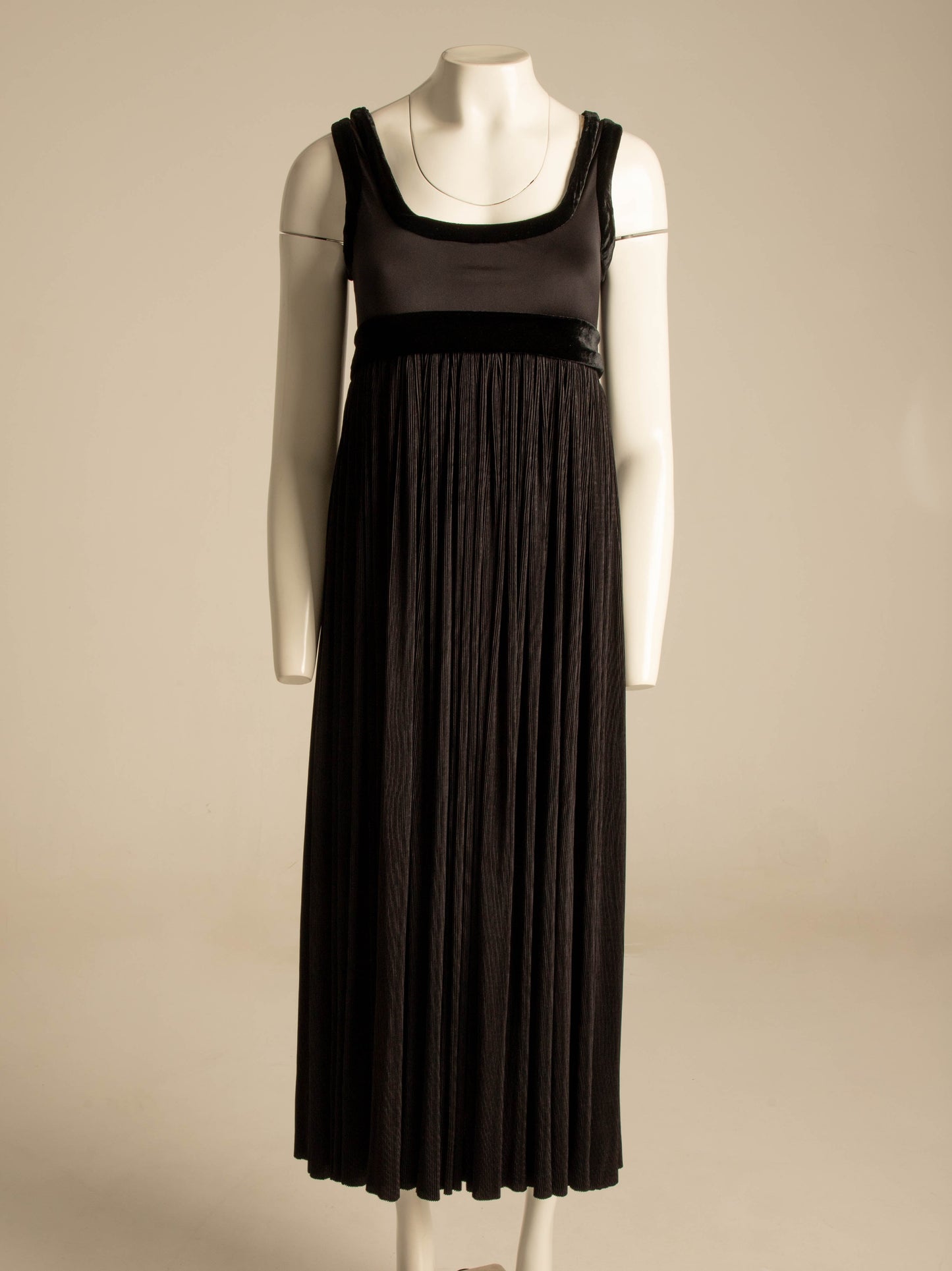 Romeo Gigli 1993 Empire-line Pleated Dress