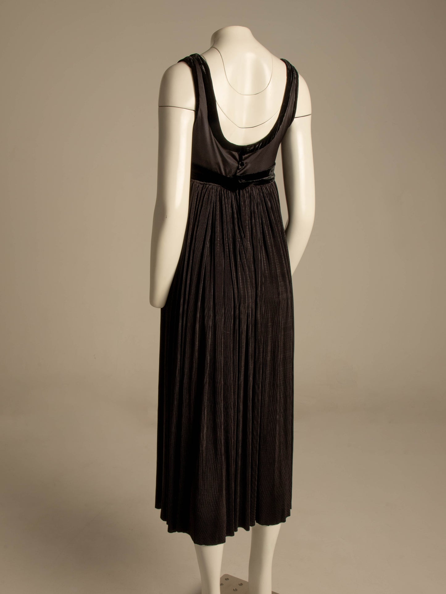 Romeo Gigli 1993 Empire-line Pleated Dress