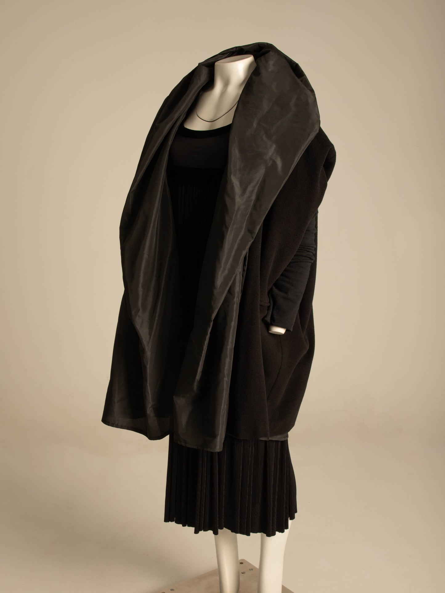 Dolce & Gabbana 1990 Black Wool and Taffeta Coat