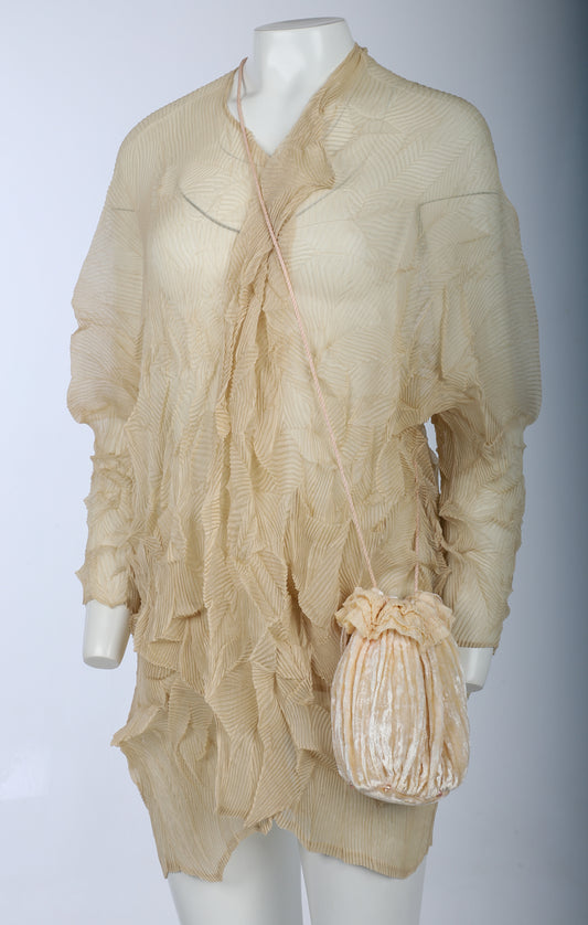 SPECCHIO Cream Cobweb Crinkle Pleated Cardigan