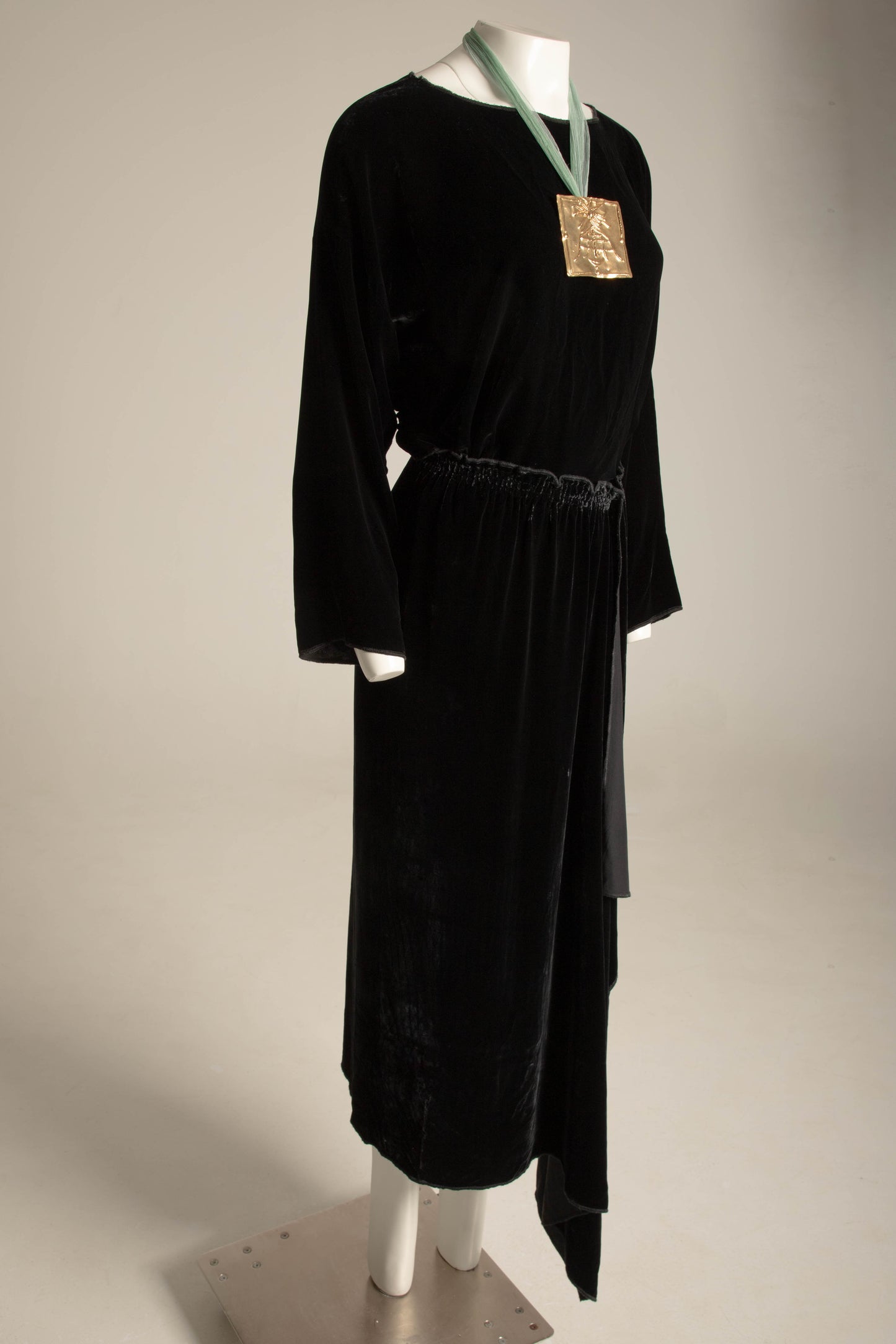 Elizaveta Alyson Rubin A Fire Maiden’s Caged Cove Pendant