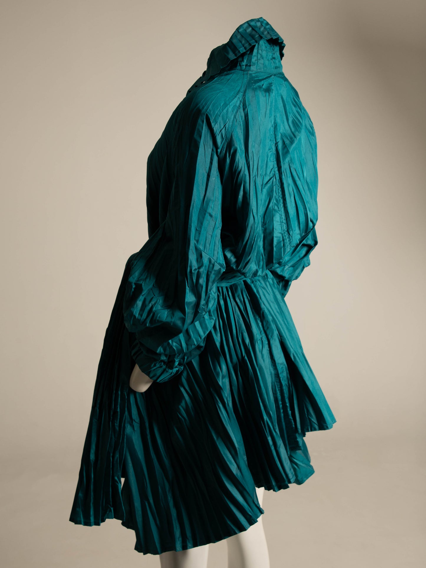 Romeo Gigli G Gigli Teal Pleated Windcoat