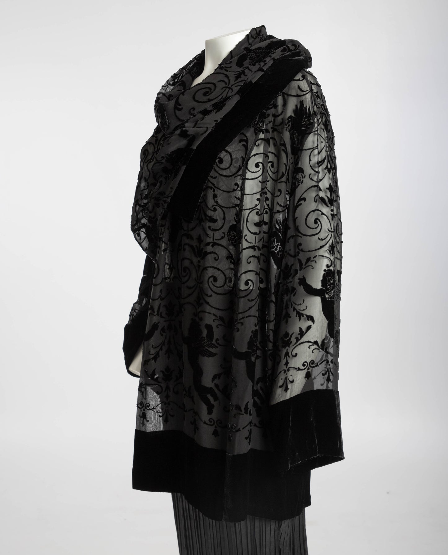 English Eccentrics Black Velvet Devore Baroque Duster Jacket