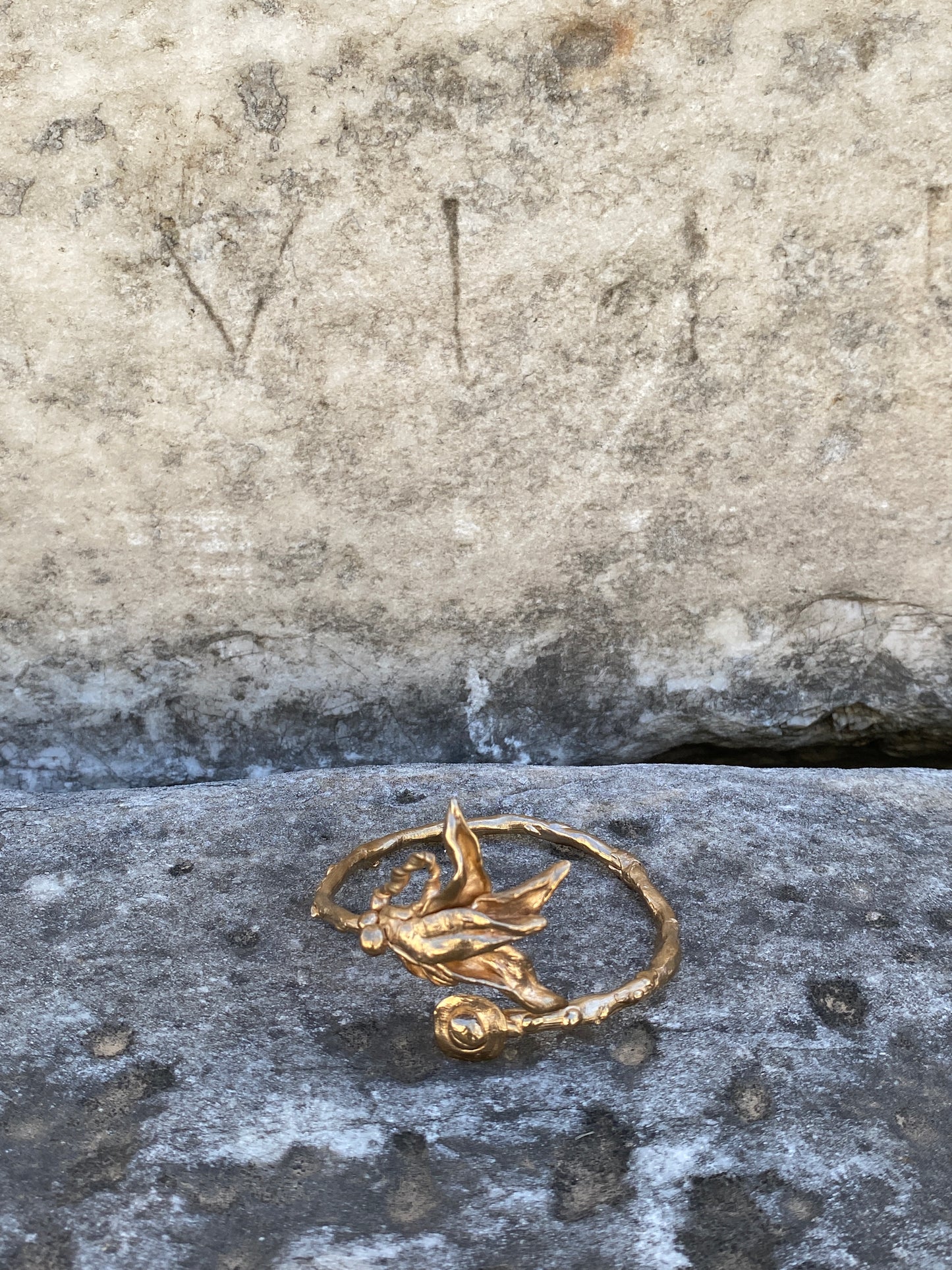 Elizaveta Alyson Rubin Budding Tendrils Bracelet in Bronze