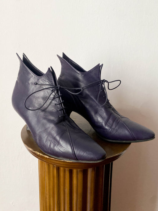 Romeo Gigli Purple Pointy Heeled Ankle Boot