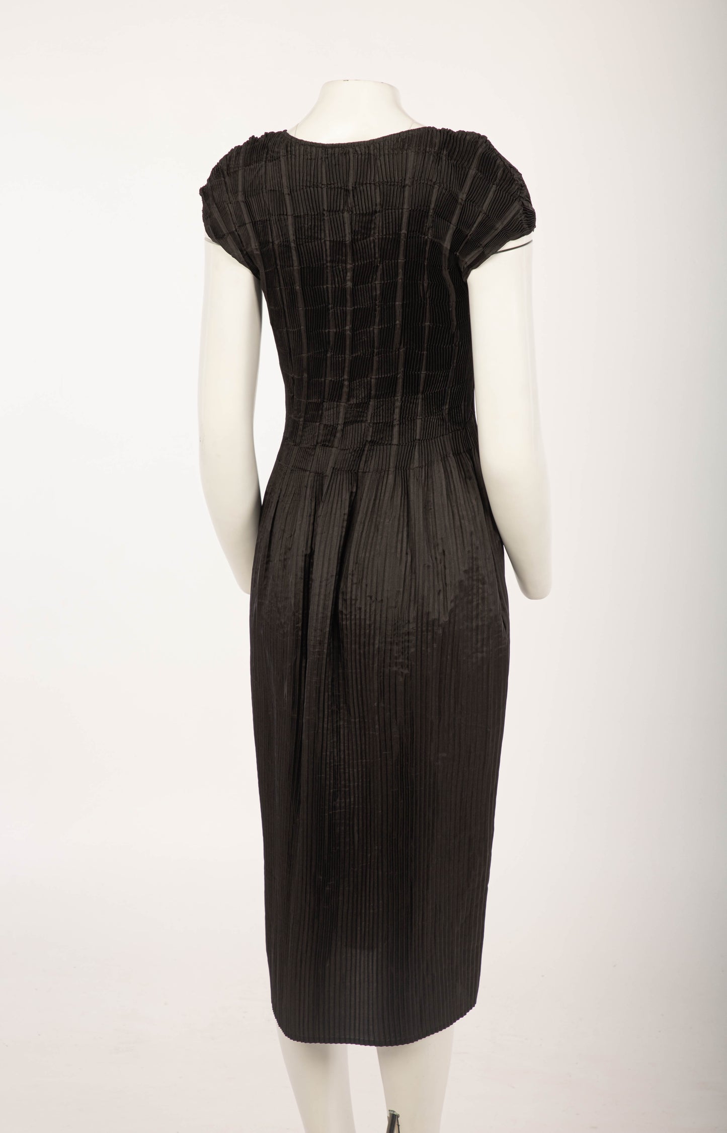 SPECCHIO Black Checkboard Pleat Dress