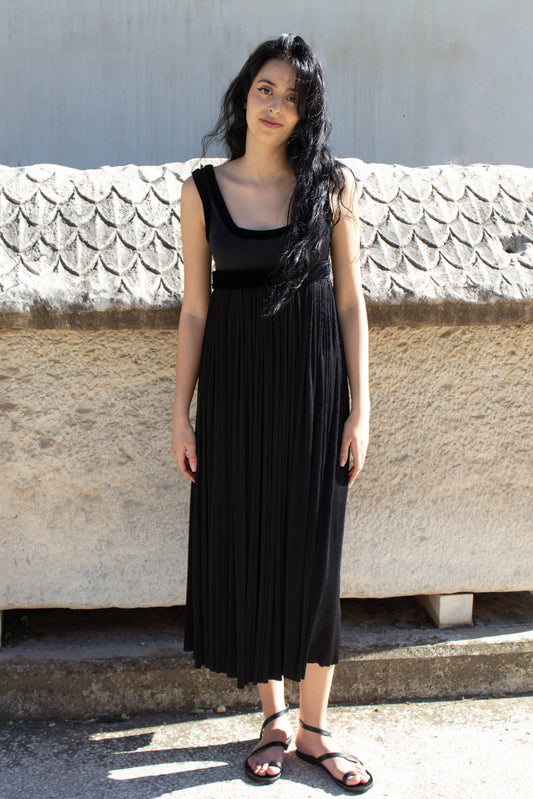 Romeo Gigli 1993 Empire-line Pleated Dress