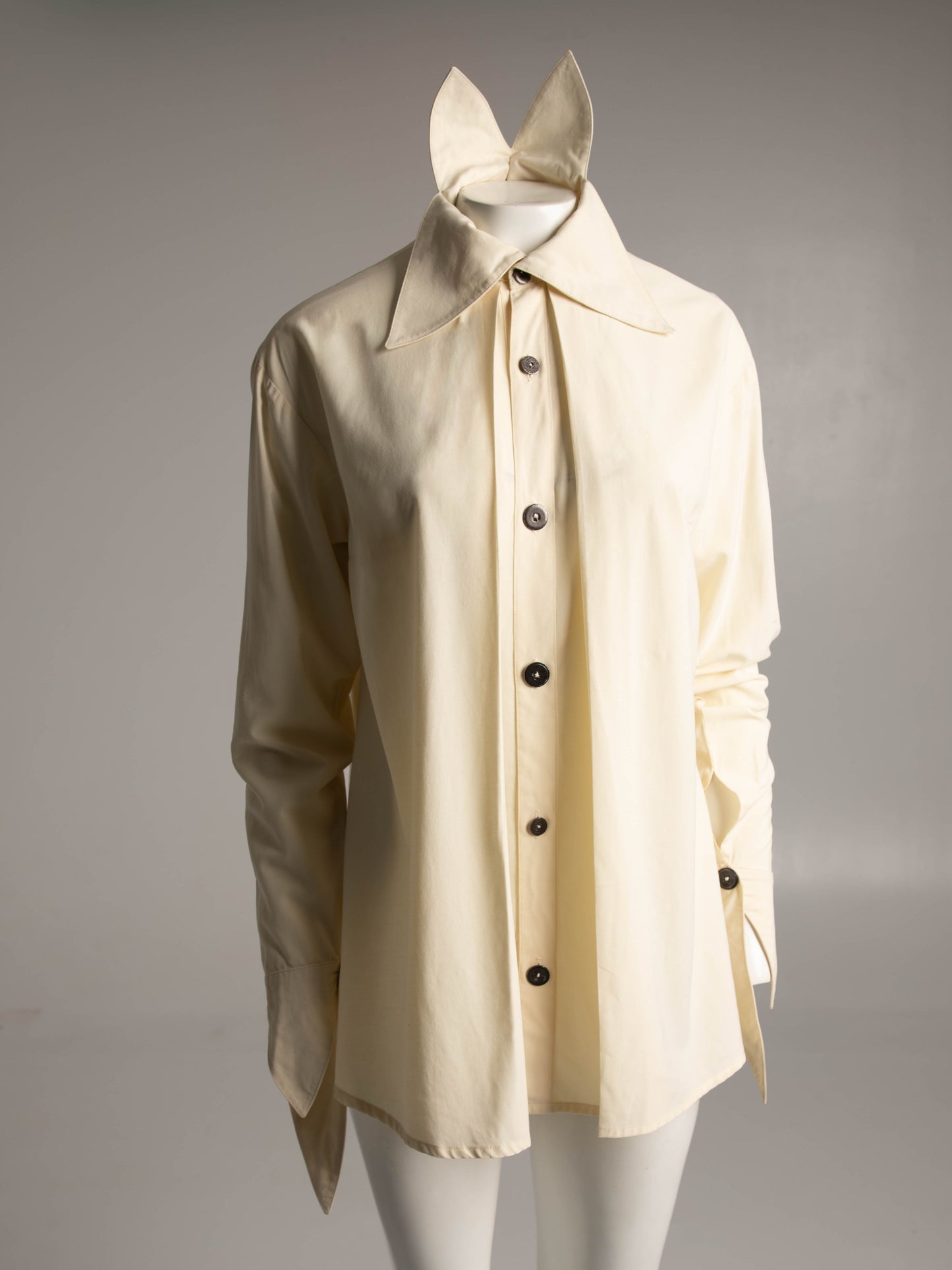 Workers for Freedom Cream Pointed Collar and Cuff Shirt