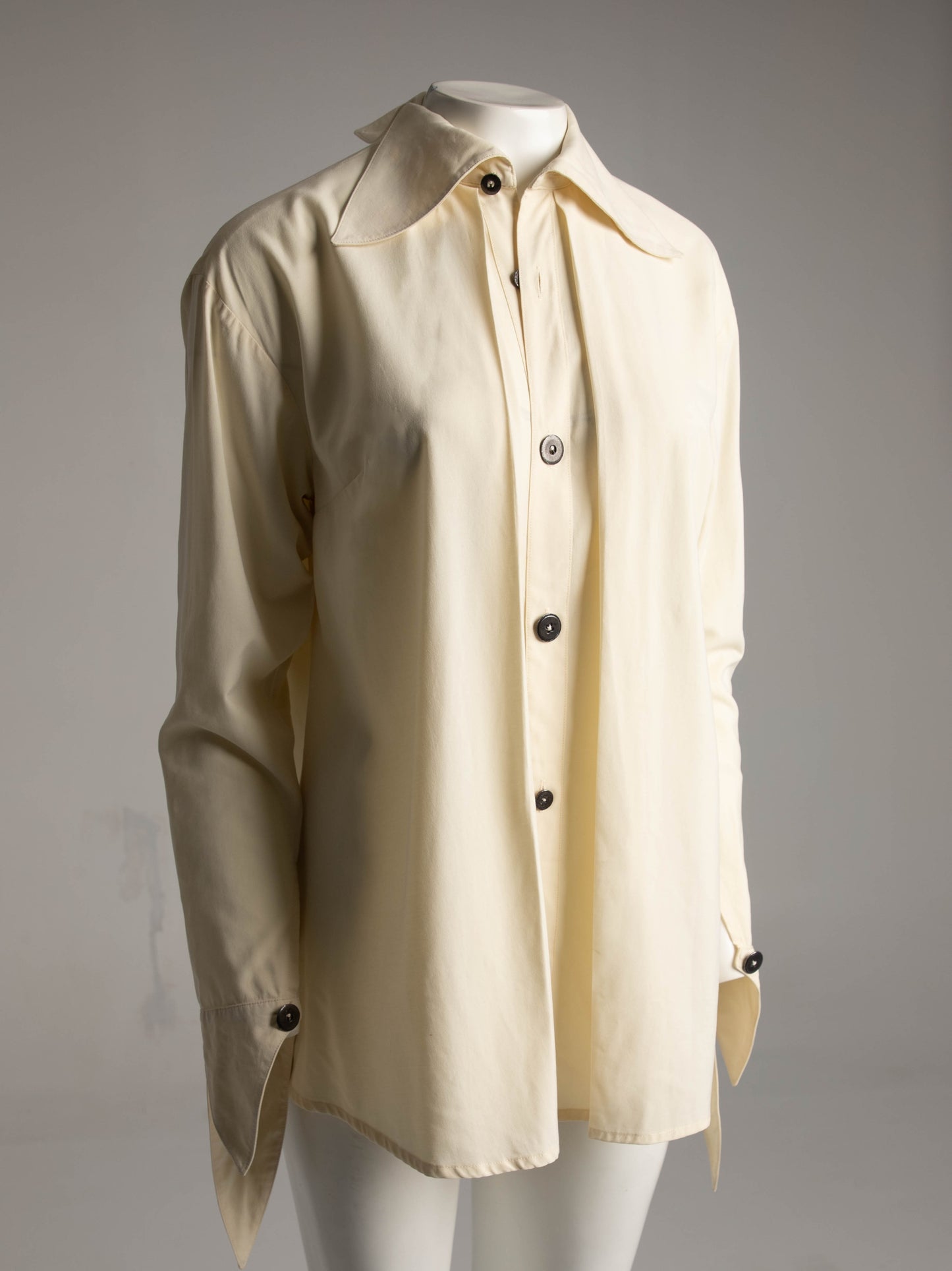 Workers for Freedom Cream Pointed Collar and Cuff Shirt