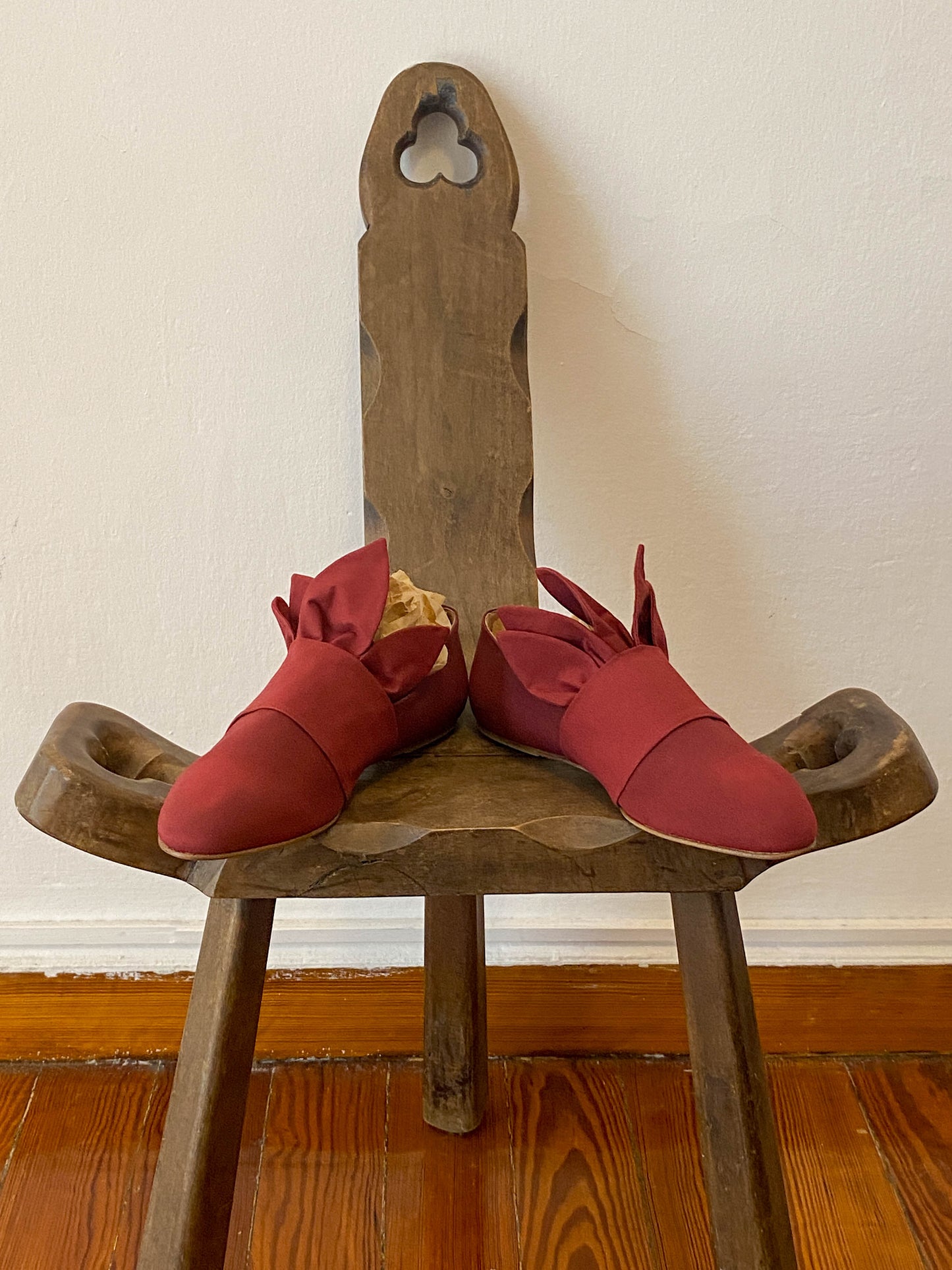 Romeo Gigli 1990 Red Petal Canvas Flats
