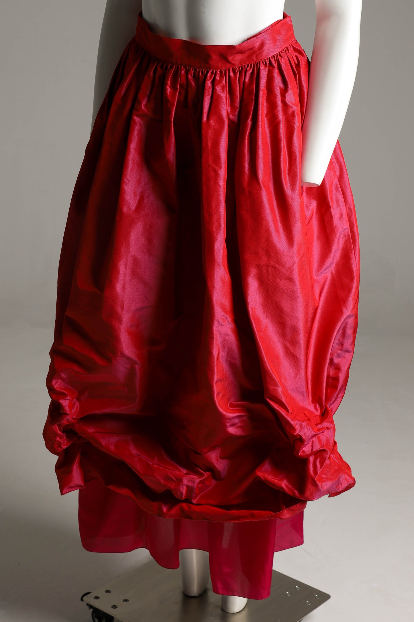 Giorgio Armani 1988 Magenta Silk Full Skirt