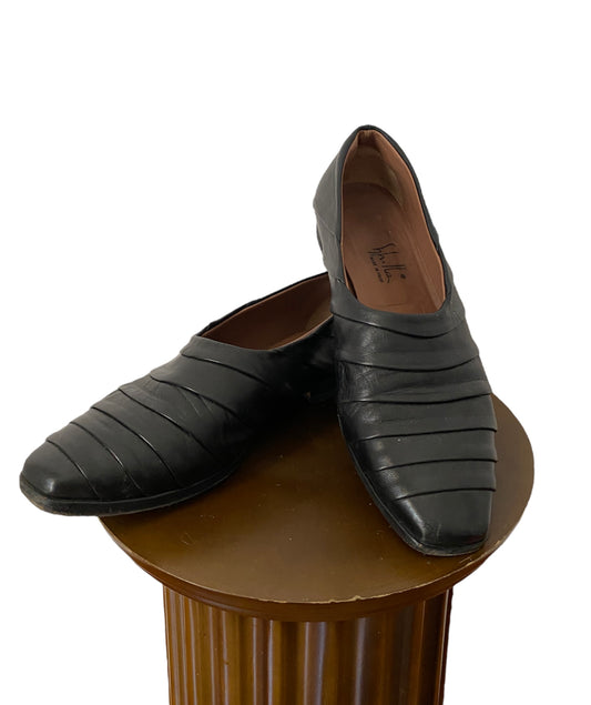 Sybilla Ribbed Black Leather Ballet Flat